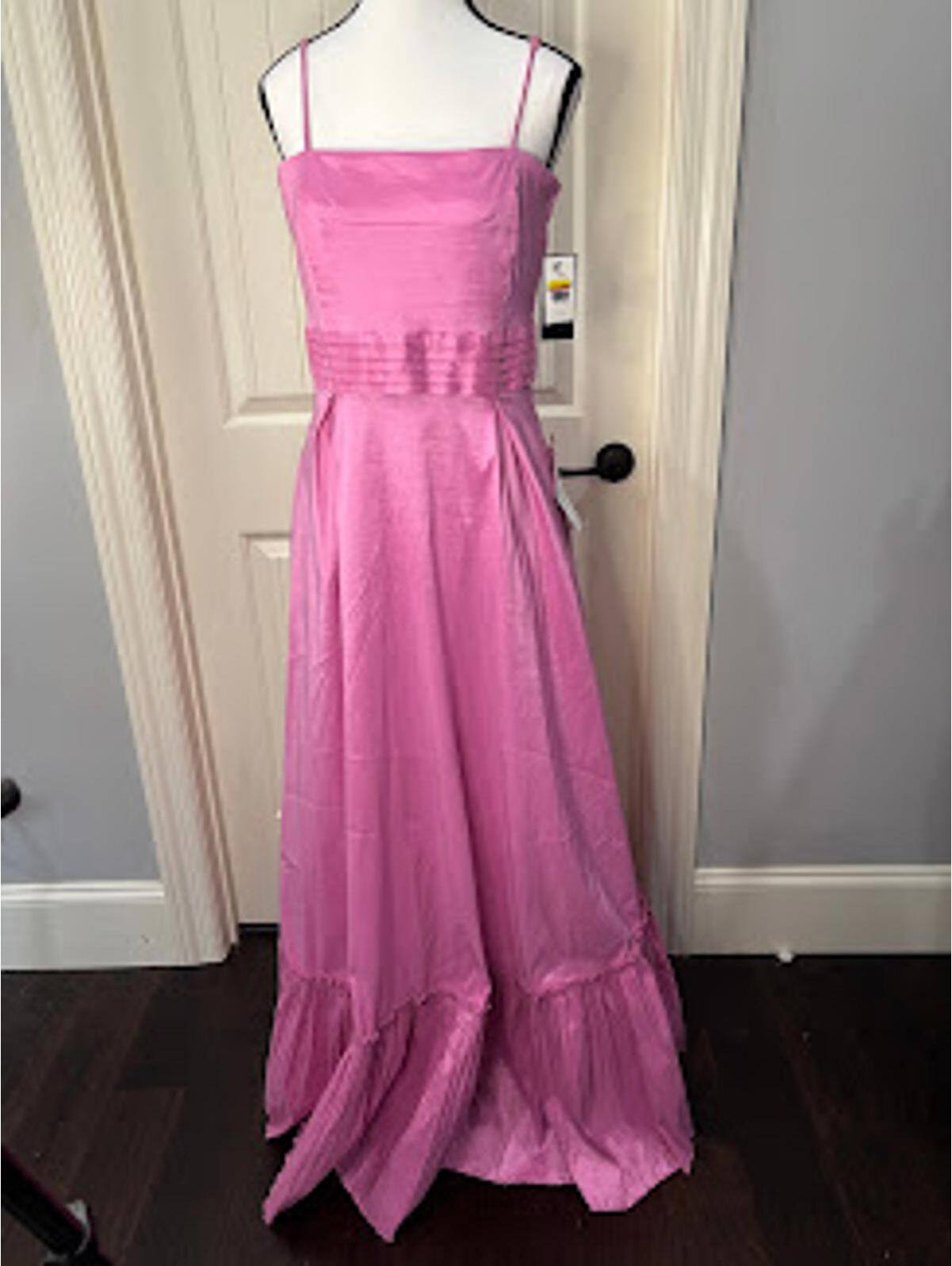 Taylor Pink Spaghetti Strap Evening Dress Size 12 Nwt